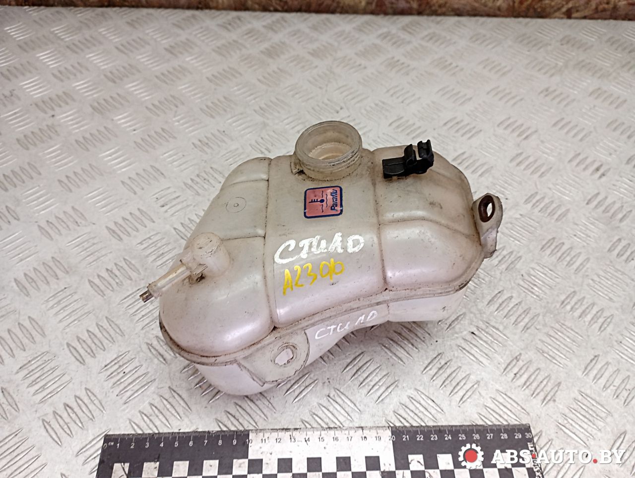 бачок расширительный Fiat Stilo 1 поколение 2001, 1.9 л., дизель, 51727624 - фото №1