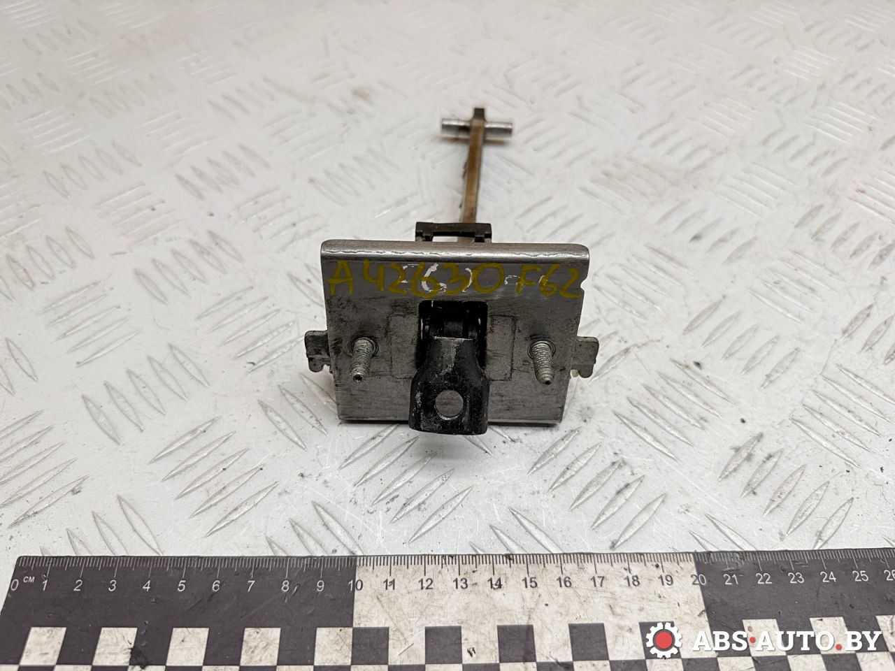 ограничитель открывания двери Peugeot 3008 1 поколение 2012, 1.6 л., 9HR (DV6C), дизель, робот, 9181Q2 - фото №1