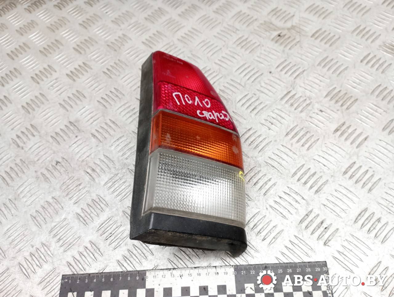фонарь задний правый Volkswagen Polo 2 поколение 1988, хетчбэк 3 дв., 867945112B - фото №1