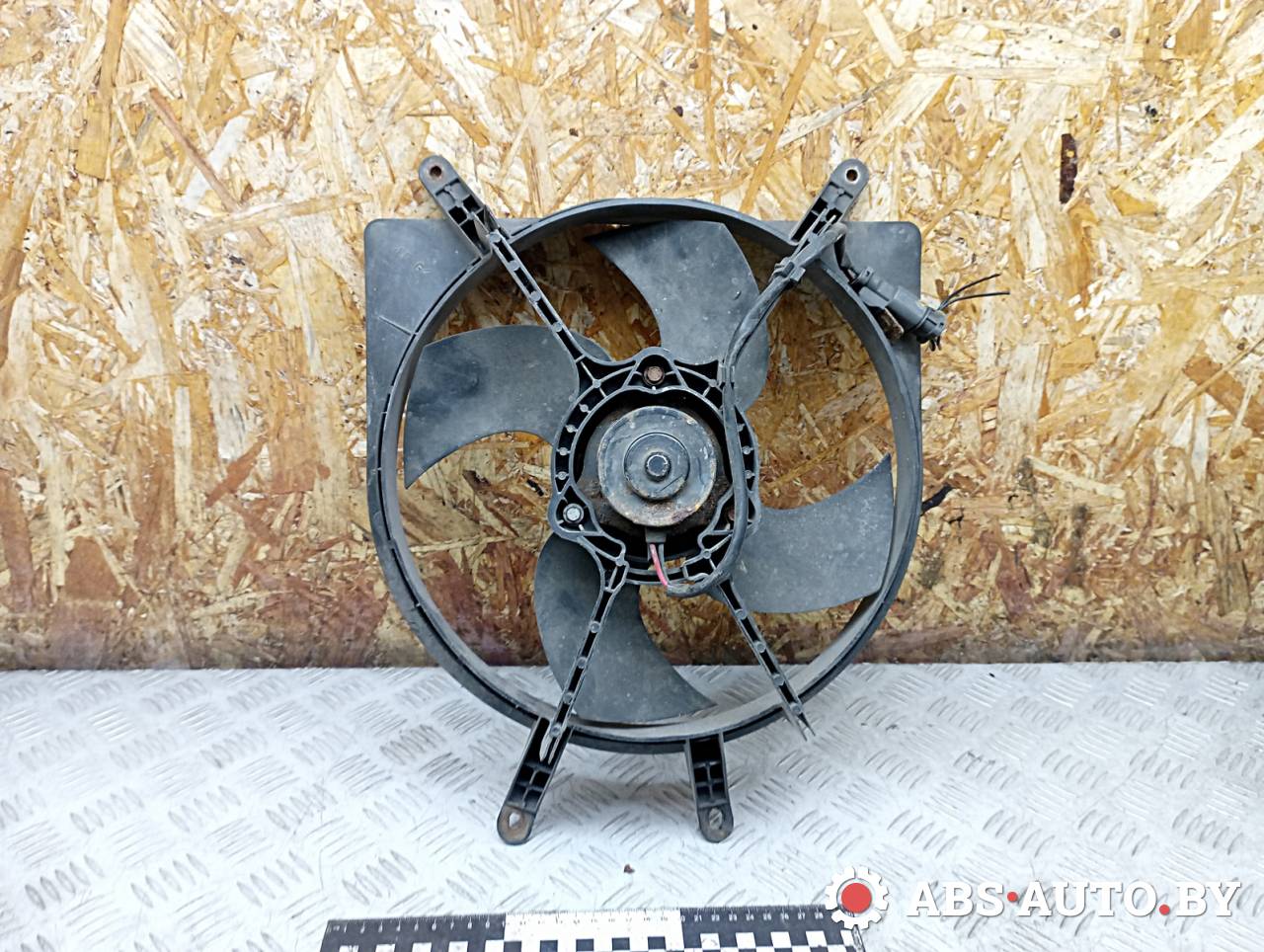 вентилятор радиатора Honda Civic 6 поколение 2000, 1.5 л., бензин, 55323005 - фото №1