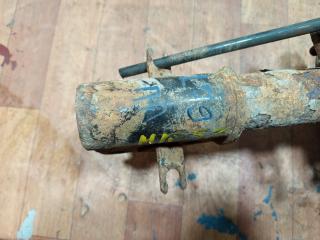 стойка передняя левая Renault Laguna 2 поколение 2005, 1.8 л., бензин, МКПП, хетчбэк 5 дв., передний привод