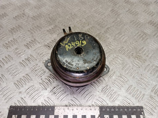 подушка крепления двигателя Volkswagen Golf 3 поколение 1996, 1.9 л., дизель, 1H0199611A, 1H0199611, 1H0199625, 1H0199176, 1H0199621, 1H0199623A