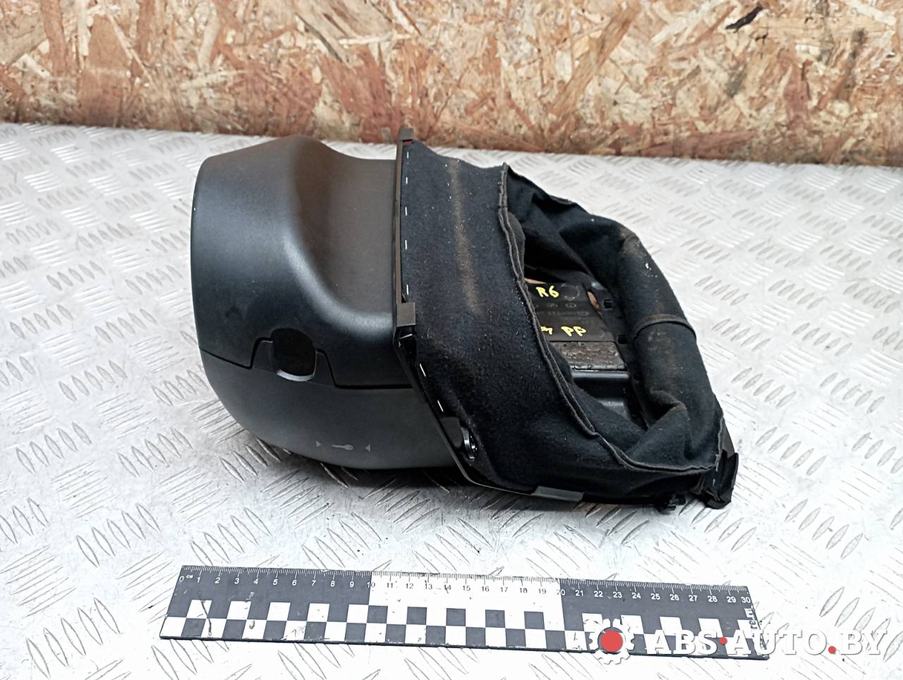 кожух рулевой колонки BMW 7 серия F01/F02 F01 2009, 4.4 л., бензин, АКПП, 61319197398 - фото №1