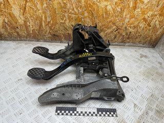 узел педальный (блок педалей) Volkswagen Touareg 1 поколение 2006, 2.5 л., BAC, дизель, МКПП, внедорожник 5 дв., 7L0721031AH, 7L0721142B, 7L0721318, 7L0721109, 1H0927189E
