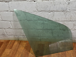 стекло двери передней правой Renault Scenic 1 поколение (1996 - 1999), минивэн