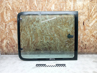 стекло кузовное боковое левое Citroen Berlingo 1 поколение (M49) 2000, 1.4 л., бензин