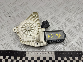 моторчик стеклоподъемника задний левый Mercedes-Benz A W169 2 поколение (2004-2008) 2005, 1.5 л., M 266.920, бензин, МКПП, хетчбэк 5 дв., правый руль, A1698201942, 996148101, 7746013401