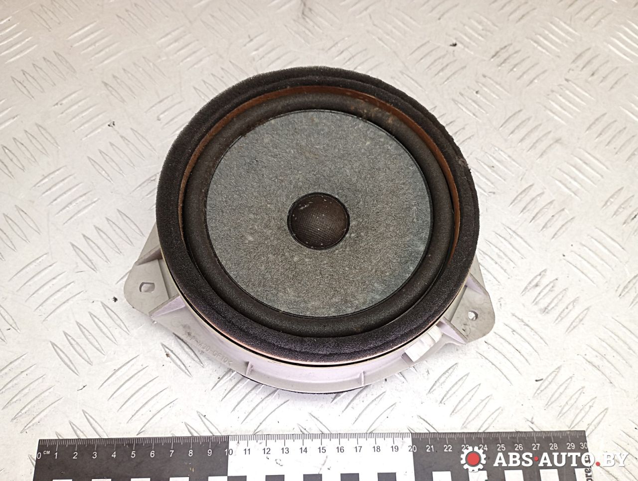 динамик Toyota RAV4 2 поколение (XA20) 2003, 2.0 л., 1CD-FTV, дизель, МКПП, внедорожник 5 дв., 8616042070 - фото №1