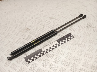 амортизатор крышки багажника (3-5 двери) Alfa Romeo 146 1 поколение 1997, 1.9 л., дизель, МКПП