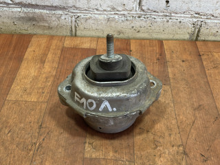 подушка крепления двигателя BMW X5 E53 [рестайлинг] 2005, 3.0 л., дизель, АКПП, внедорожник 5 дв., 675844401