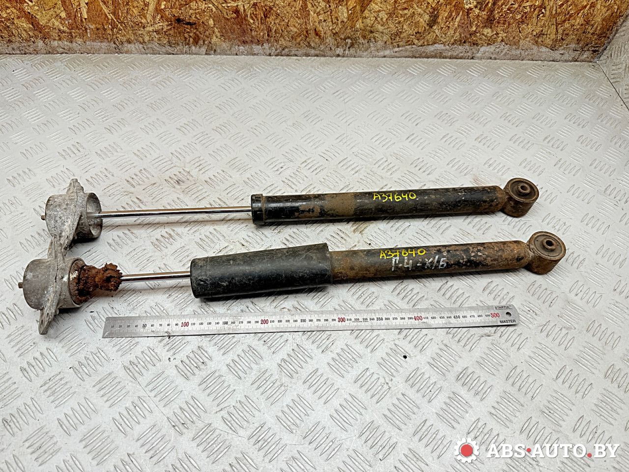 амортизатор задний Volkswagen Golf 4 поколение 2004, 1J0513025BG, 1J0512011AA, 1J0513025CD - фото №1