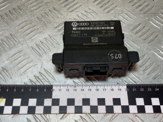 блок комфорта Volkswagen Passat B6 2007, 2.0 л., дизель, АКПП, универсал, 3C0907530C, 3C0907951A