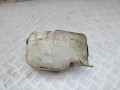 бачок омывателя Volkswagen Bora 1 поколение 2000, 1.9 л., дизель, МКПП, седан, 1J0955453F, 1J0955453G - фото №2