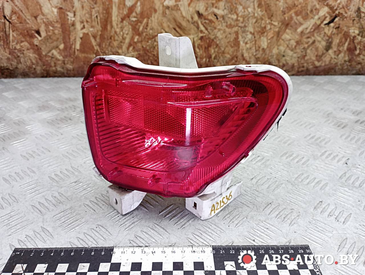 фонарь противотуманный правый Toyota RAV4 3 поколение (XA30) 2008, 2.2 л., D-4D, 2AD-FTV, дизель, МКПП, внедорожник 5 дв. - фото №1