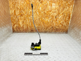 замок двери передней правой Volvo XC90 1 поколение [рестайлинг] 2008, 2.4 л., D 5244 T4, дизель, АКПП, внедорожник 5 дв., правый руль, 30699748