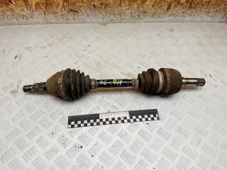 полуось передняя левая (приводной вал, ШРУС) Opel Signum C 2004, 1.9 л., Z19DTH, дизель, МКПП, универсал, 95520713