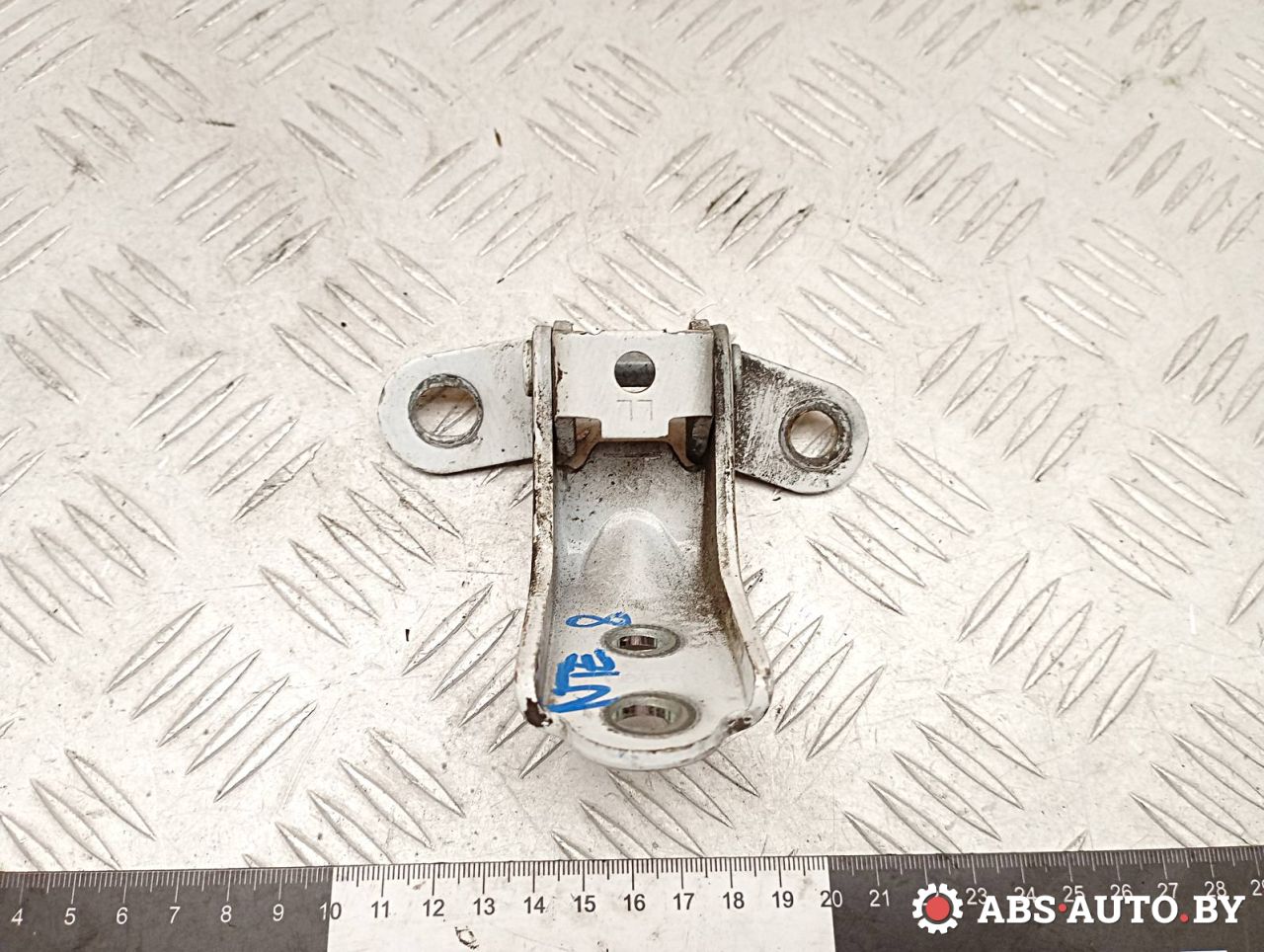 петля двери Hyundai Elantra HD 2008, 1.6 л., бензин, МКПП - фото №1