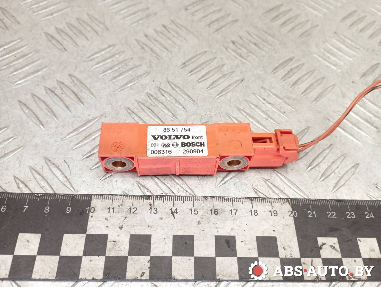 датчик удара Volvo XC90 1 поколение 2005, 2.4 л., D 5244 T, дизель, МКПП, внедорожник 5 дв., полный привод, правый руль, 8651754 - фото №1