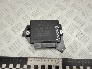 блок управления парктрониками Peugeot 207 1 поколение 2006, 1.6 л., 9HZ (DV6TED4), дизель, МКПП, хетчбэк 5 дв., 9661496880