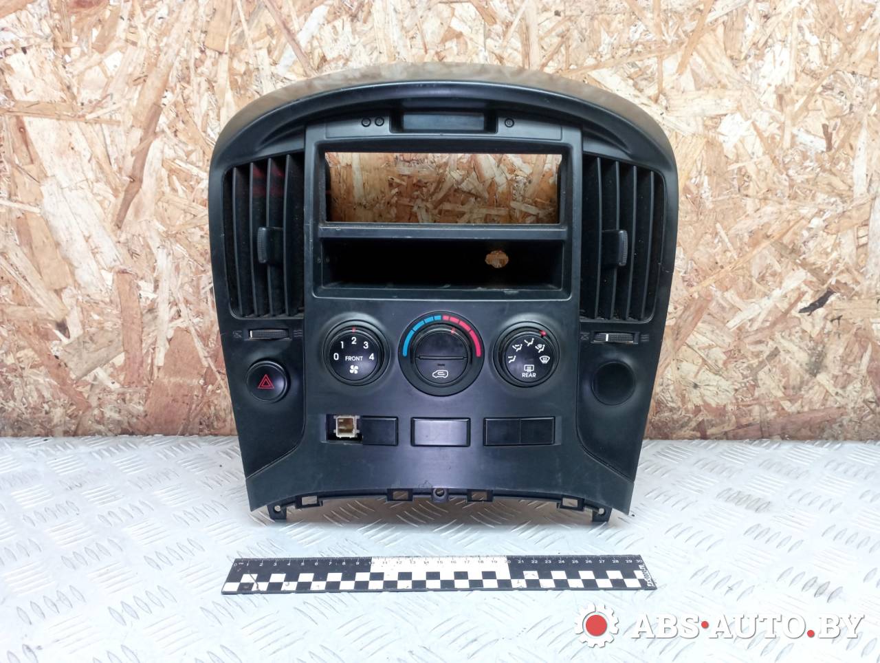 блок управления печки / климат-контроля Hyundai H-1 Grand Starex 2011, 2.5 л., дизель, МКПП, 972504HXXX, 945204H000, MT06042, U0629648 - фото №1