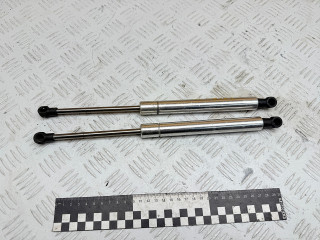 амортизатор капота Volkswagen Phaeton 1 поколение 2006, 3.2 л., бензин, АКПП, 3D0823359B