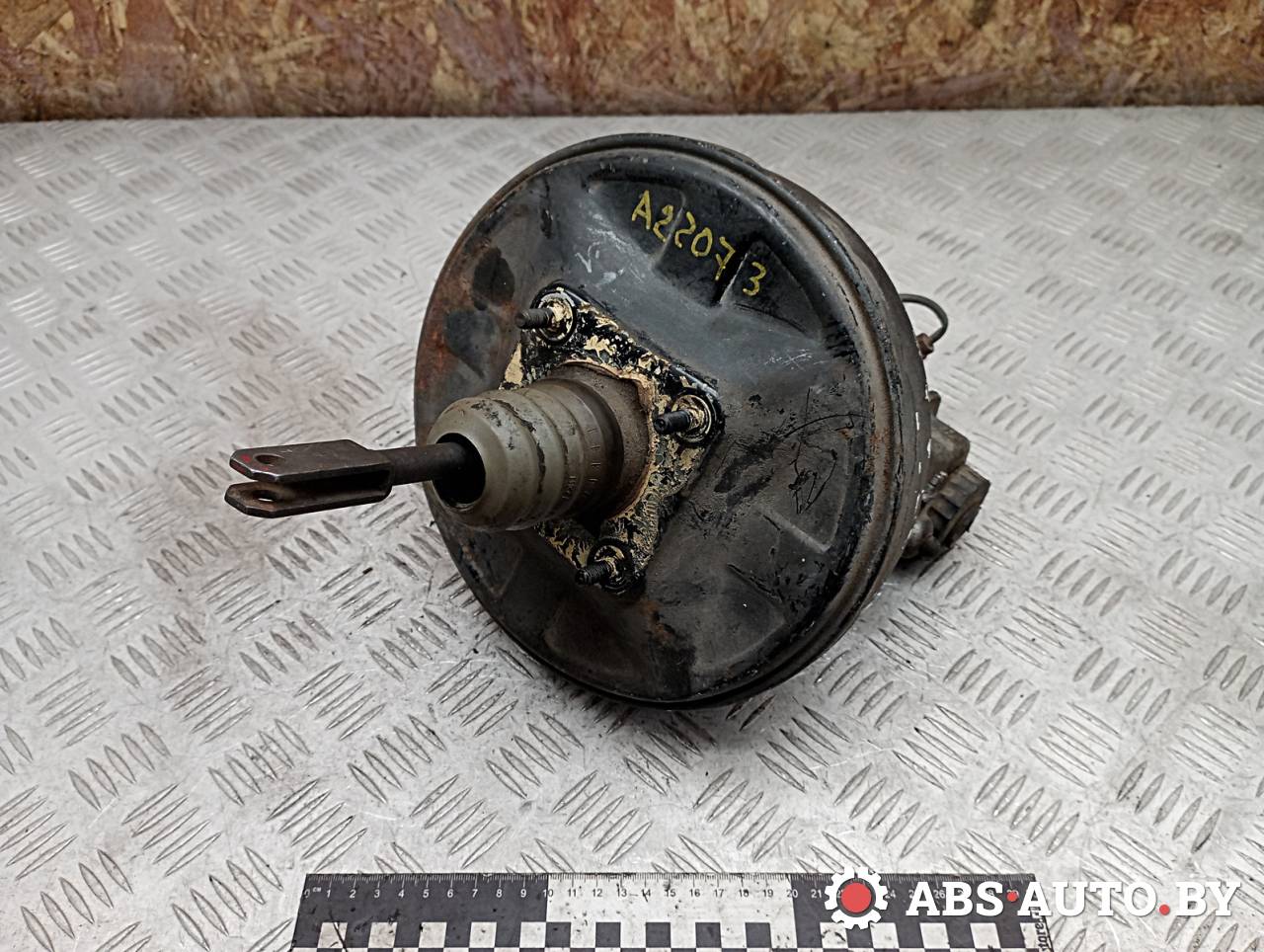 вакуумный усилитель тормозов Mercedes-Benz T1 207-210D W601 1987, 2.4 л., дизель, 0034308430 - фото №1