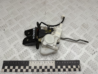 замок багажника Mazda 6 GG 2003, 2.0 л., бензин, МКПП, правый руль, B6701