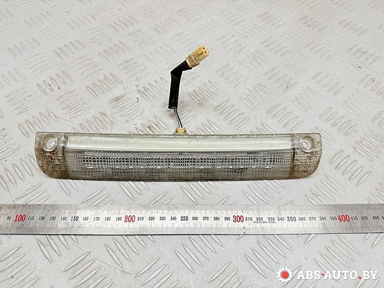 дополнительный стоп-сигнал Toyota RAV4 3 поколение (XA30) 2007, 2.2 л., 2AD-FTV, дизель, МКПП, внедорожник 5 дв. - фото №1