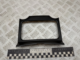 Декоративная накладка центральной консоли Volkswagen Touareg 1 поколение 2006, 2.5 л., BAC, дизель, МКПП, внедорожник 5 дв., 7L6864378F