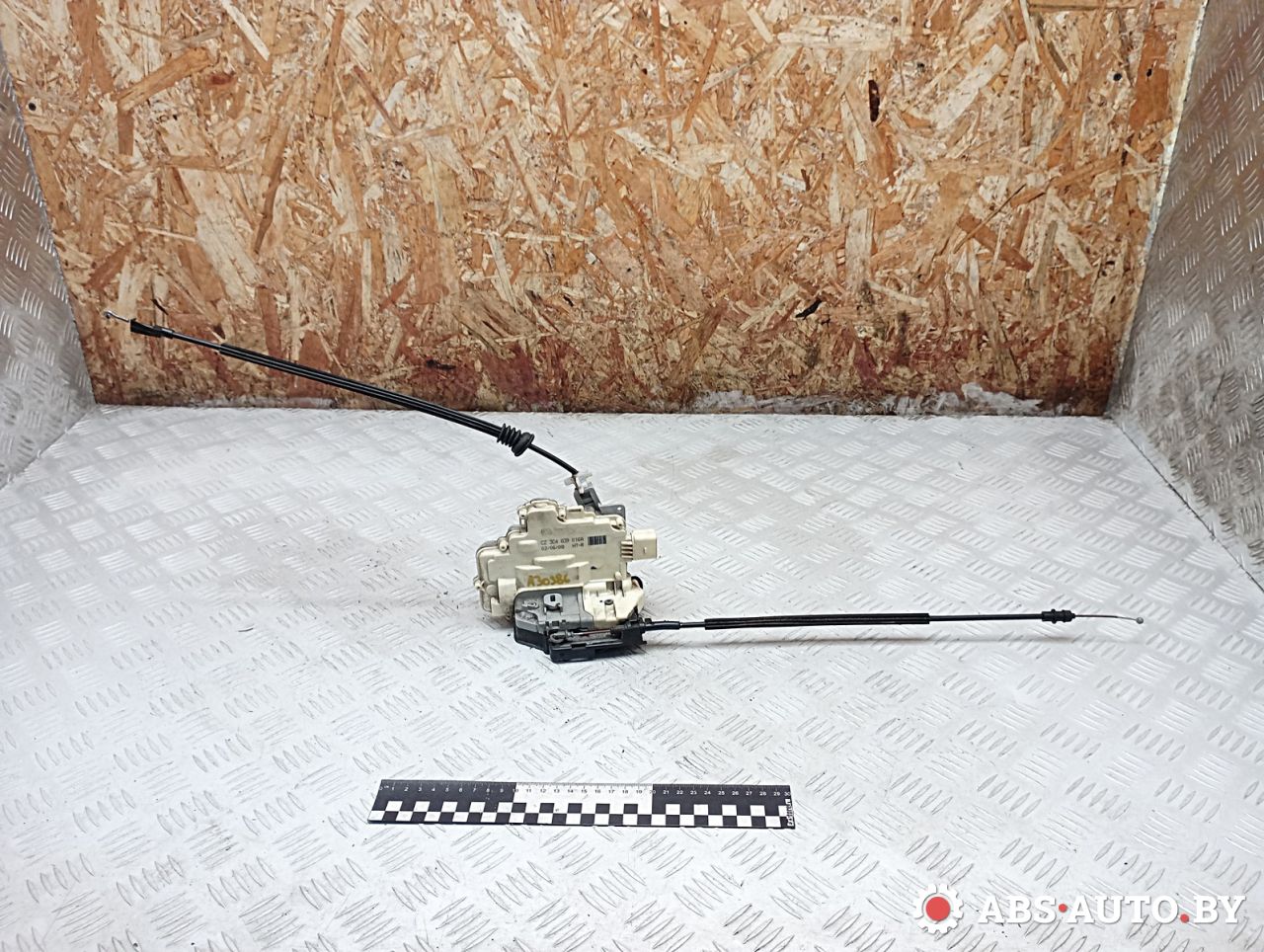 замок двери задней правой Volkswagen Passat B6 2007, 2.0 л., BWA, бензин, МКПП, седан, 3C4839016A - фото №1