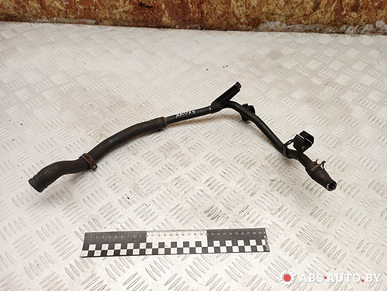 трубка охлаждающей жидкости Volkswagen Passat B6 2007, 2.0 л., BWA, бензин, МКПП, седан, 1K0121063J - фото №1