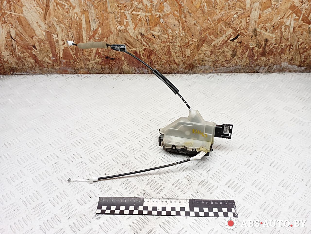 замок двери передней правой Citroen C5 2 поколение 2016, 2.0 л., AHW (DW10FC), дизель, АКПП, универсал, PSA006181 - фото №1