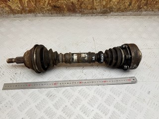 полуось передняя левая (приводной вал, ШРУС) Volkswagen Bora 1 поколение 2000, 1.9 л., дизель, МКПП, седан, 1J0407271EP
