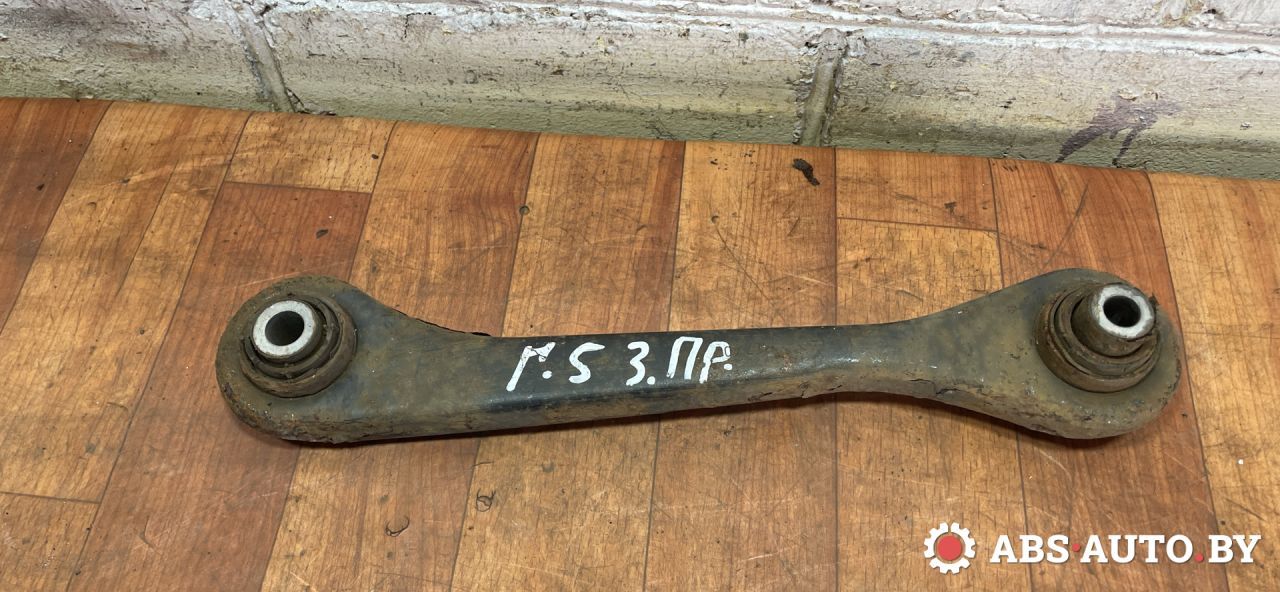 рычаг задний правый Volkswagen Golf 5 поколение (2003 - 2009), 1K0501530C - фото №1