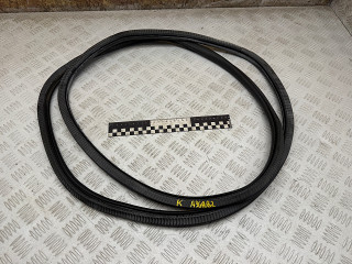 уплотнитель двери Volkswagen Touareg 1 поколение 2006, 2.5 л., BAC, дизель, МКПП, внедорожник 5 дв., 7L0867367E