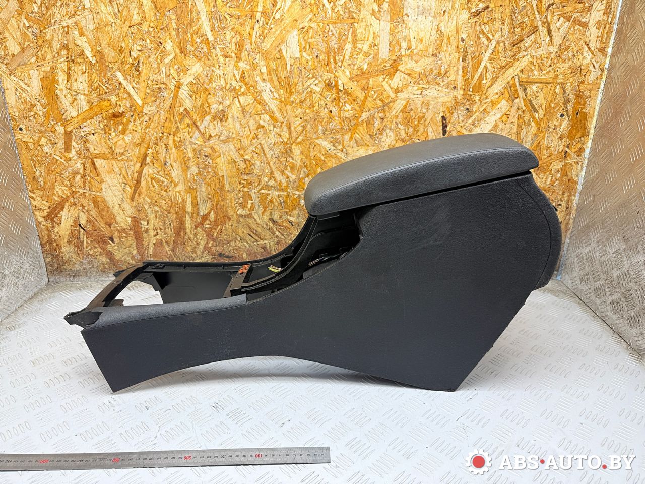 подлокотник Peugeot 407 1 поколение 2007, 1.6 л., 9HZ (DV6TED4), дизель, МКПП, седан, 9646882880, 9646982277 - фото №1