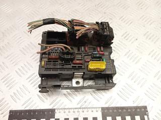 блок предохранителей Peugeot 308 T7 2010, 1.6 л., 9HV (DV6ATED4), дизель, МКПП, 9664706280, BSMR0500