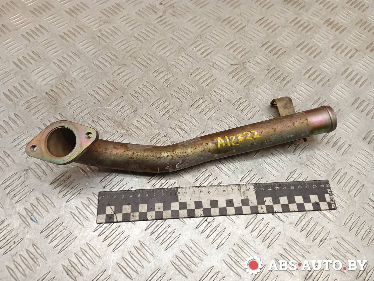 трубка охлаждающей жидкости Nissan Primera P12 2006, 2.2 л., дизель, МКПП, хетчбэк 5 дв. - фото №1