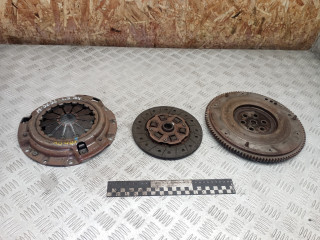 комплект сцепления Mazda 323F BA 1997, 1.5 л., бензин, B6S7