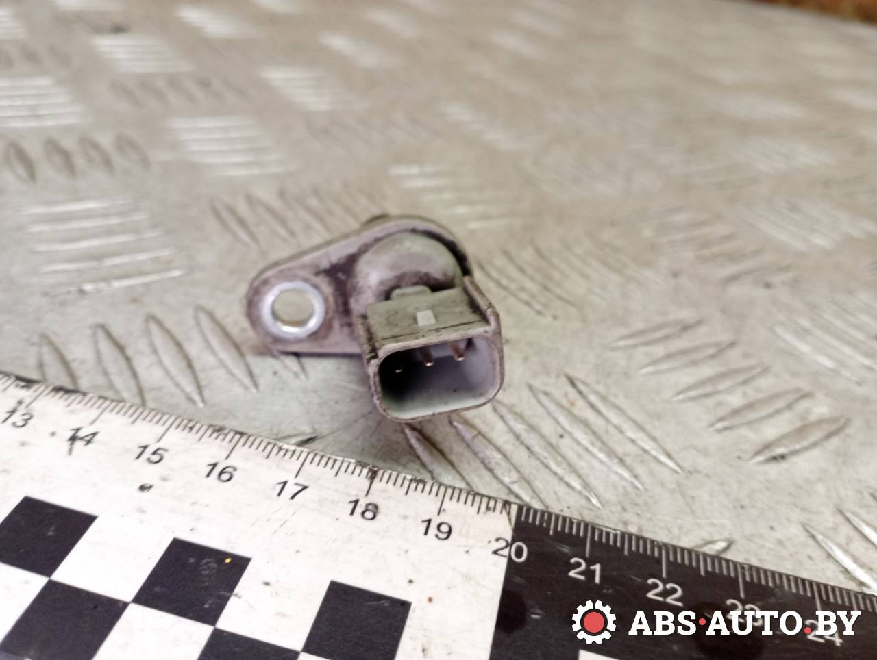 датчик распредвала Ford Transit Custom 1 поколение 2017, 2.2 л., дизель, МКПП, 6C1112K073AA, 1132919, 1219993, 1347419, 1358343, 1376175, 1780382, 1811604, 2S7Q12K0736C116C, 2S7Q12K073BA, 2S7Q12K073BB, 6C1112K073A, 6C1112K073AB, 6C1112K073AC, LR004492, LR048186 - фото №1