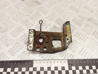 замок капота Alfa Romeo 146 1 поколение 1997, 1.9 л., дизель, МКПП