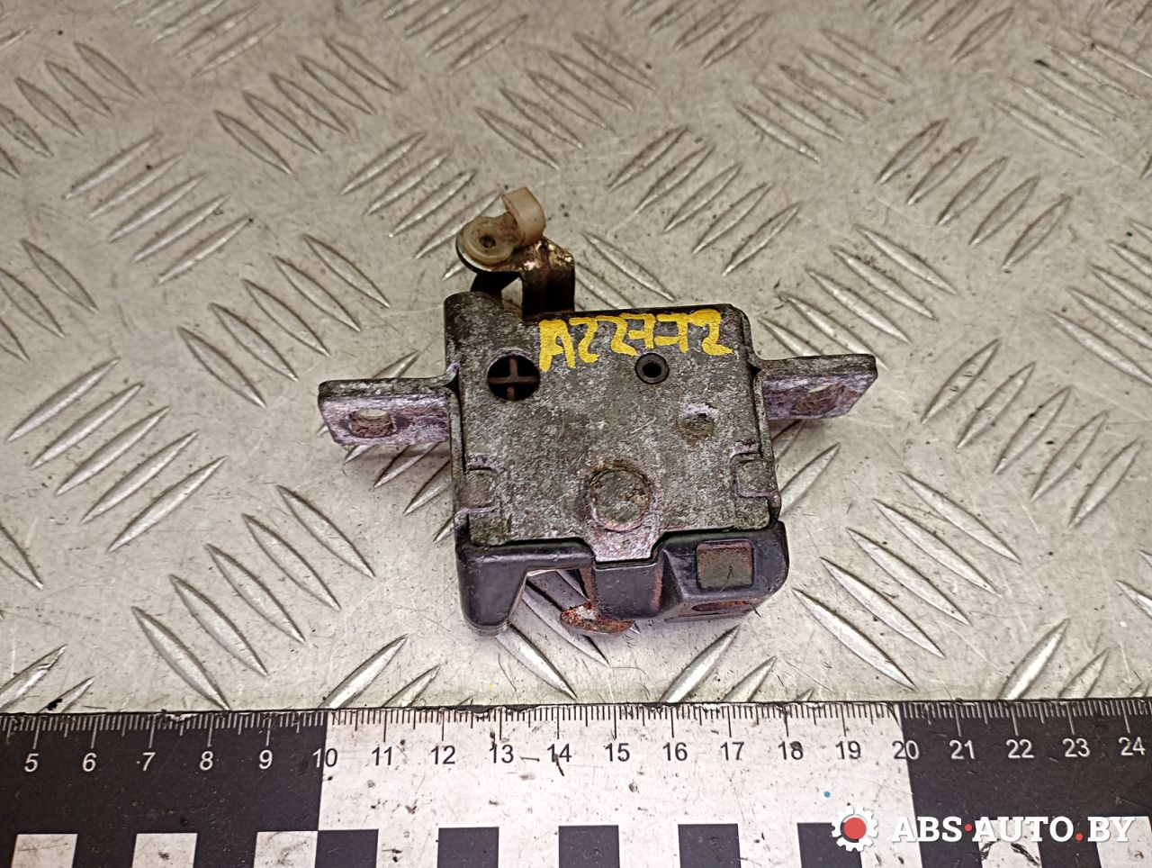 замок багажника Audi 100 4A/C4 1992, универсал, 4A9827505C - фото №1