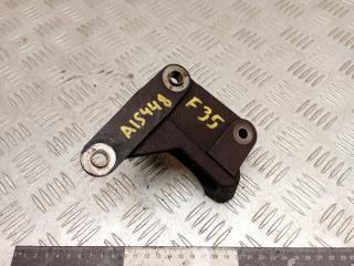 кронштейн полуоси Volvo XC90 1 поколение 2005, 2.4 л., D 5244 T, дизель, МКПП, внедорожник 5 дв., полный привод, правый руль, 9143465