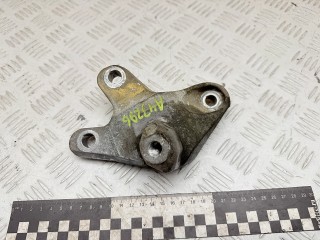 кронштейн КПП Volvo V50 1 поколение [рестайлинг] 2008, 2.4 л., B 5244 S4, бензин, МКПП, универсал, 30750940, 30793552AA