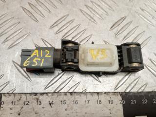 датчик удара Chrysler Voyager 4 поколение [рестайлинг] 2005, 2.5 л., дизель, МКПП, 04671779AC