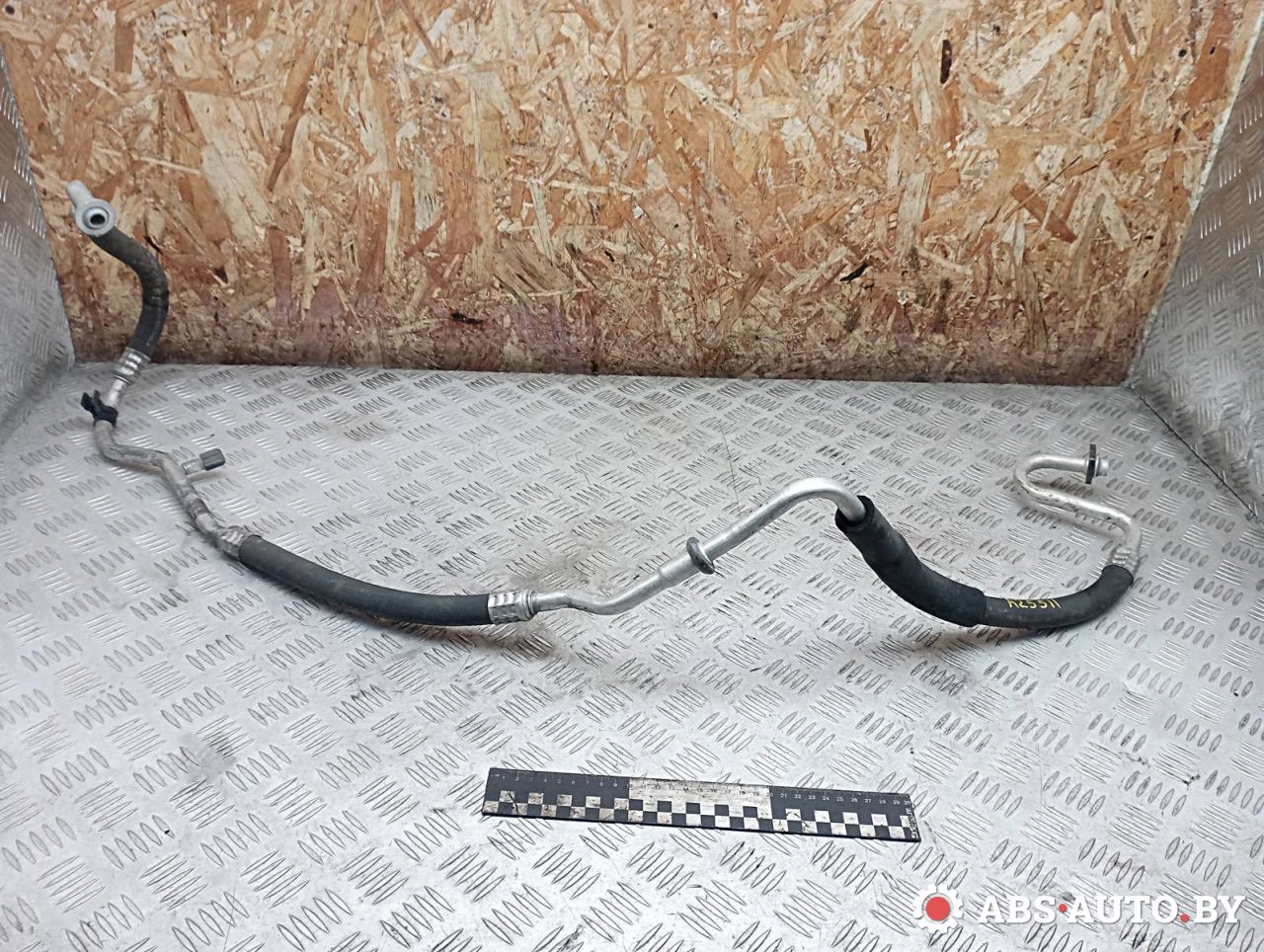 трубка кондиционера Renault Scenic 1 поколение 1998, 1.6 л., бензин, 7700426572 - фото №1