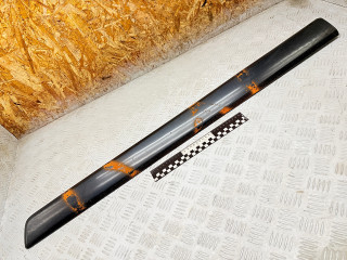 молдинг двери передней правой Citroen C5 1 поколение [рестайлинг] 2006, 2.0 л., RHR (DW10BTED4), дизель, МКПП, универсал, 96499330XT, 96499332