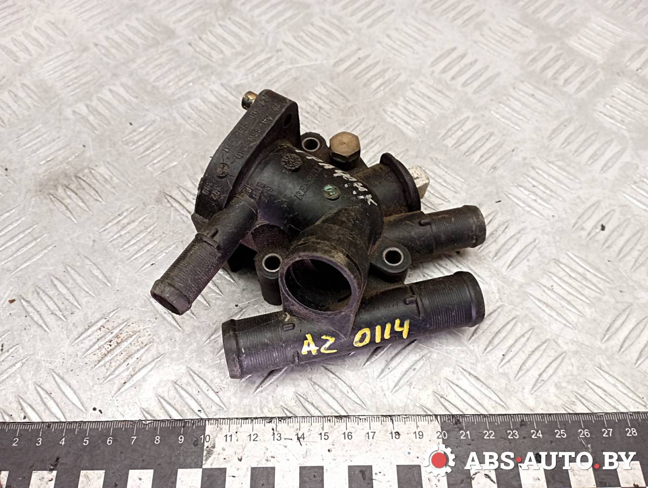 корпус термостата Renault Trafic 2 поколение 2002, 1.9 л., дизель, 7700866730, 7700866731 - фото №1