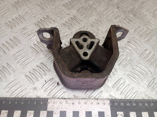 подушка крепления КПП Opel Astra F [рестайлинг] 1997, 2.0 л., бензин, 90236838