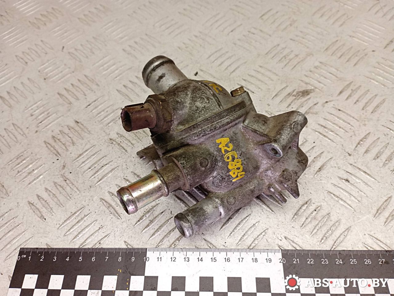 корпус термостата Honda Civic 6 поколение 1996, 1.5 л., бензин - фото №1